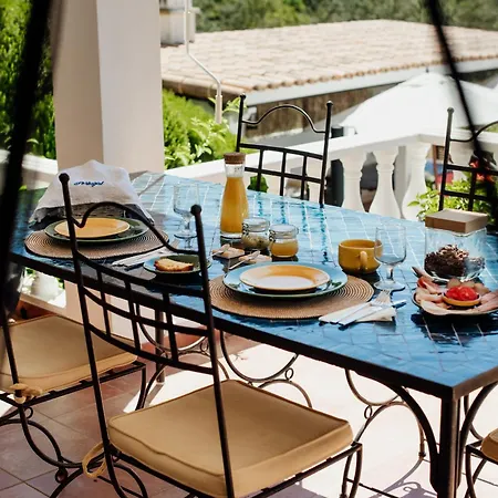 Alojamento de Acomodação e Pequeno-almoço Entrecolinas 4*