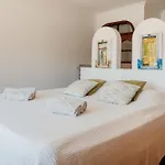 Entrecolinas Oda ve Kahvaltı 4*