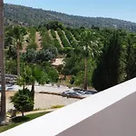 Entrecolinas Oda ve Kahvaltı Albufeira