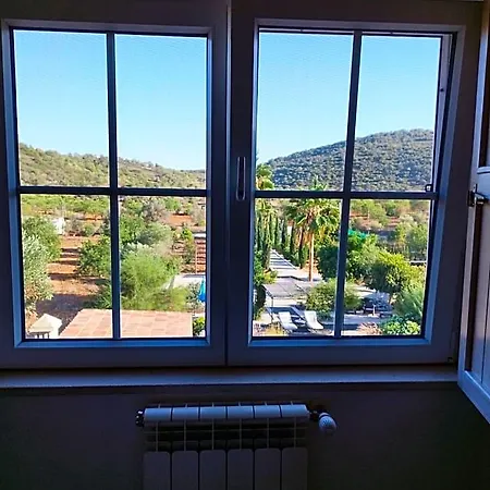 Entrecolinas Bed & Breakfast Albufeira