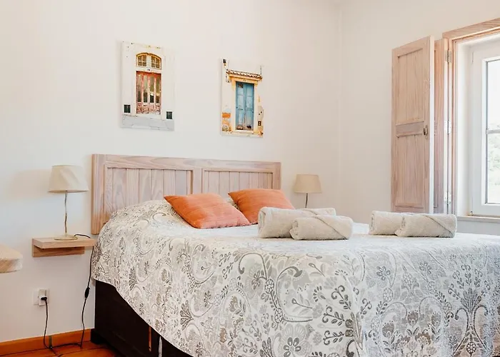 Couette-café Entrecolinas 4*