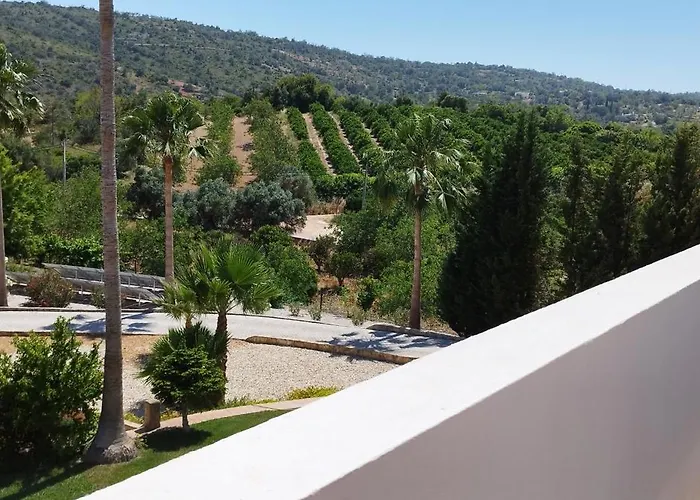 Entrecolinas Frühstückspension Albufeira